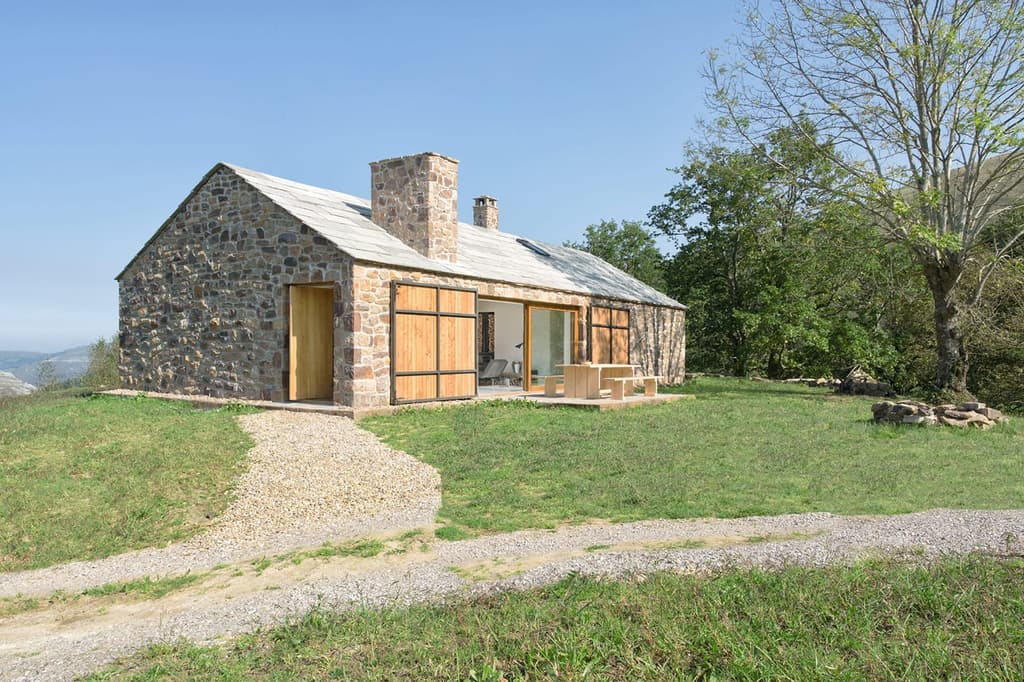 Holiday home of the week - Villa Slow by Laura Alvarez