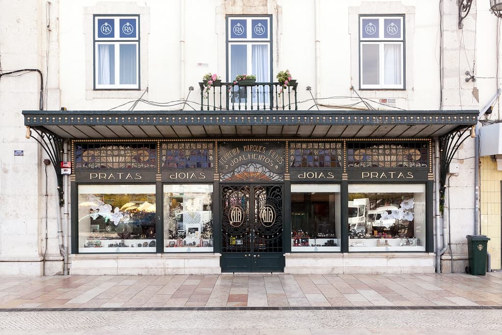 Lisbon heritage stores