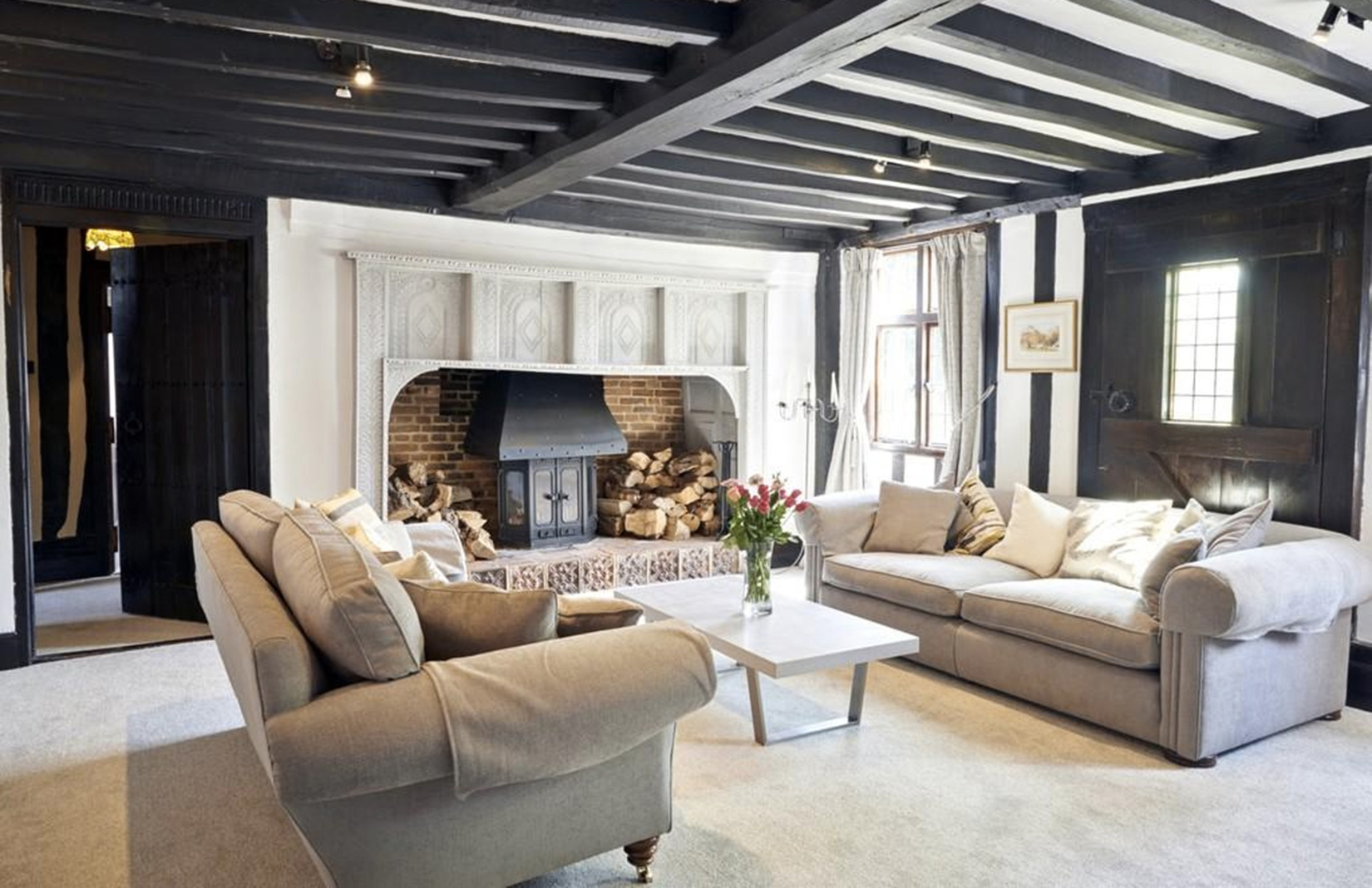 7 UK properties designed for entertaining