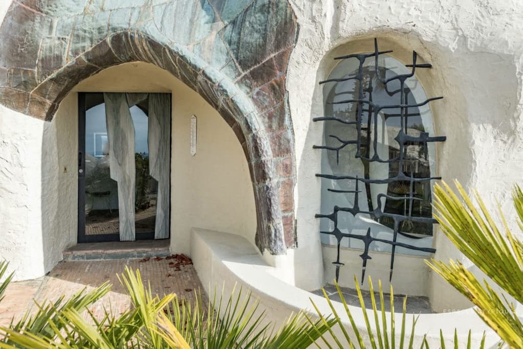 Jacques Couelle's troglodyte home