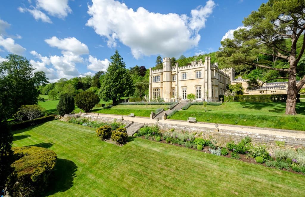 A Bath manor house apartment hits the market for £2.75m