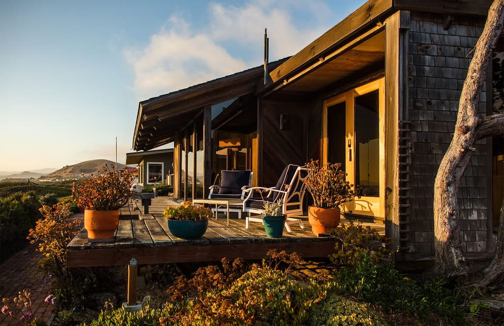 Mid-century modern beach house in California lists for the first time