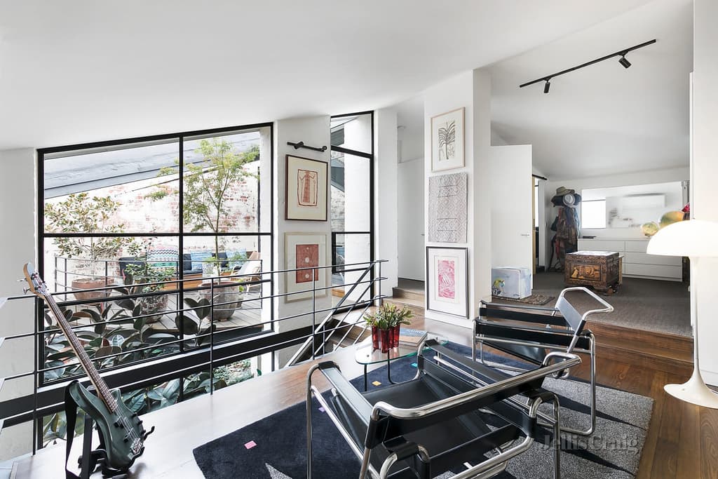 51 S Little Smith Street, Melbourne property for sale