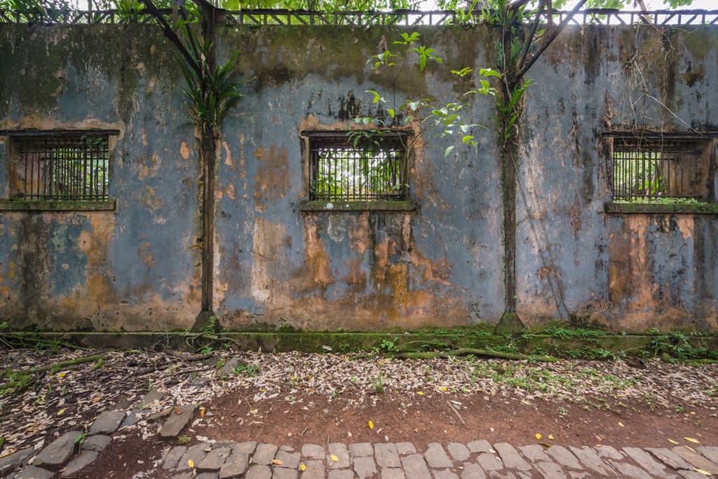Explore the ruins of a notorious French penal colony