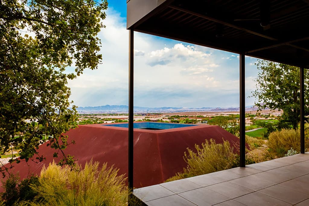 Las Vegas prefab with a James Turrell Skyspace