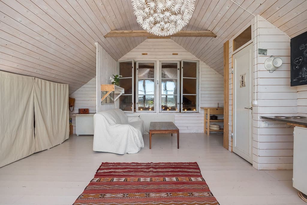 Swedish farmhouse fixer-upper lists for £357k