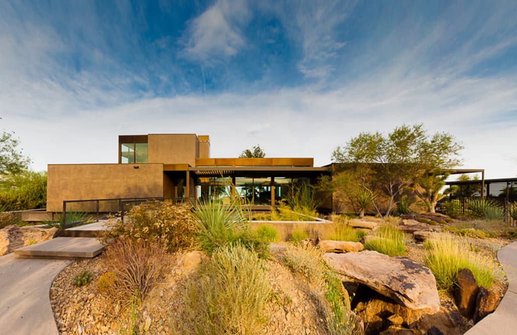 A Las Vegas prefab with a ‘Skyspace’ by James Turrell lists for $14.5m