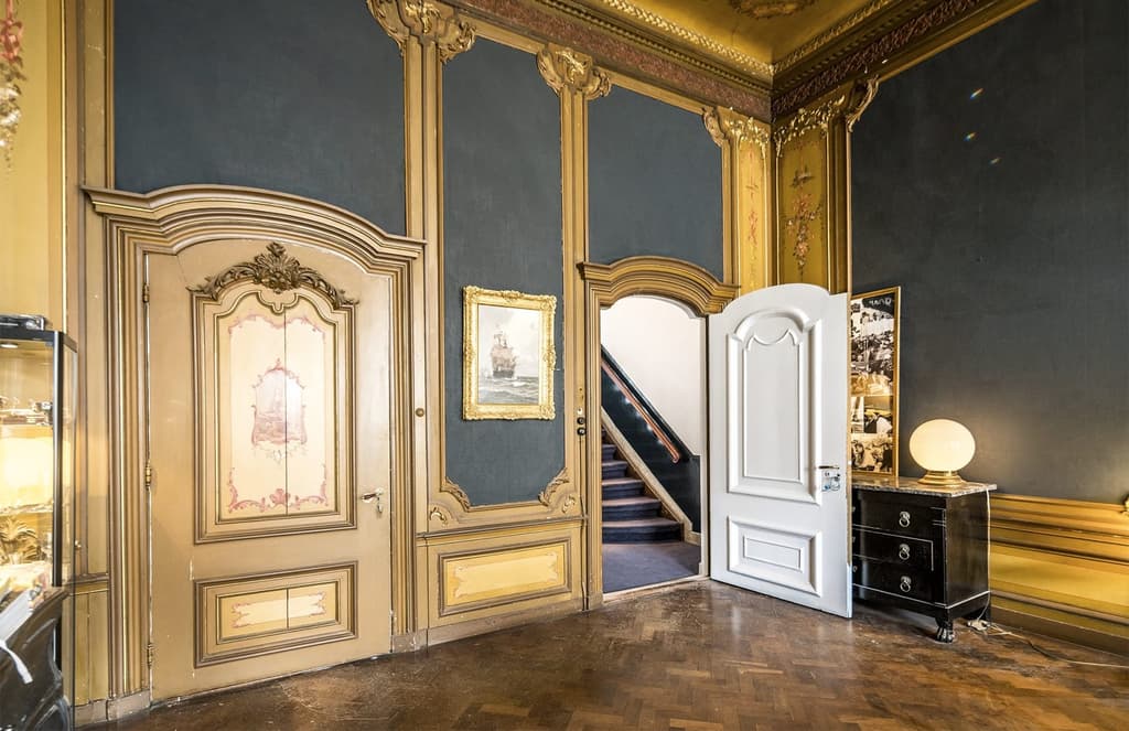 Property of the week: an Amsterdam canal house ripe for conversion