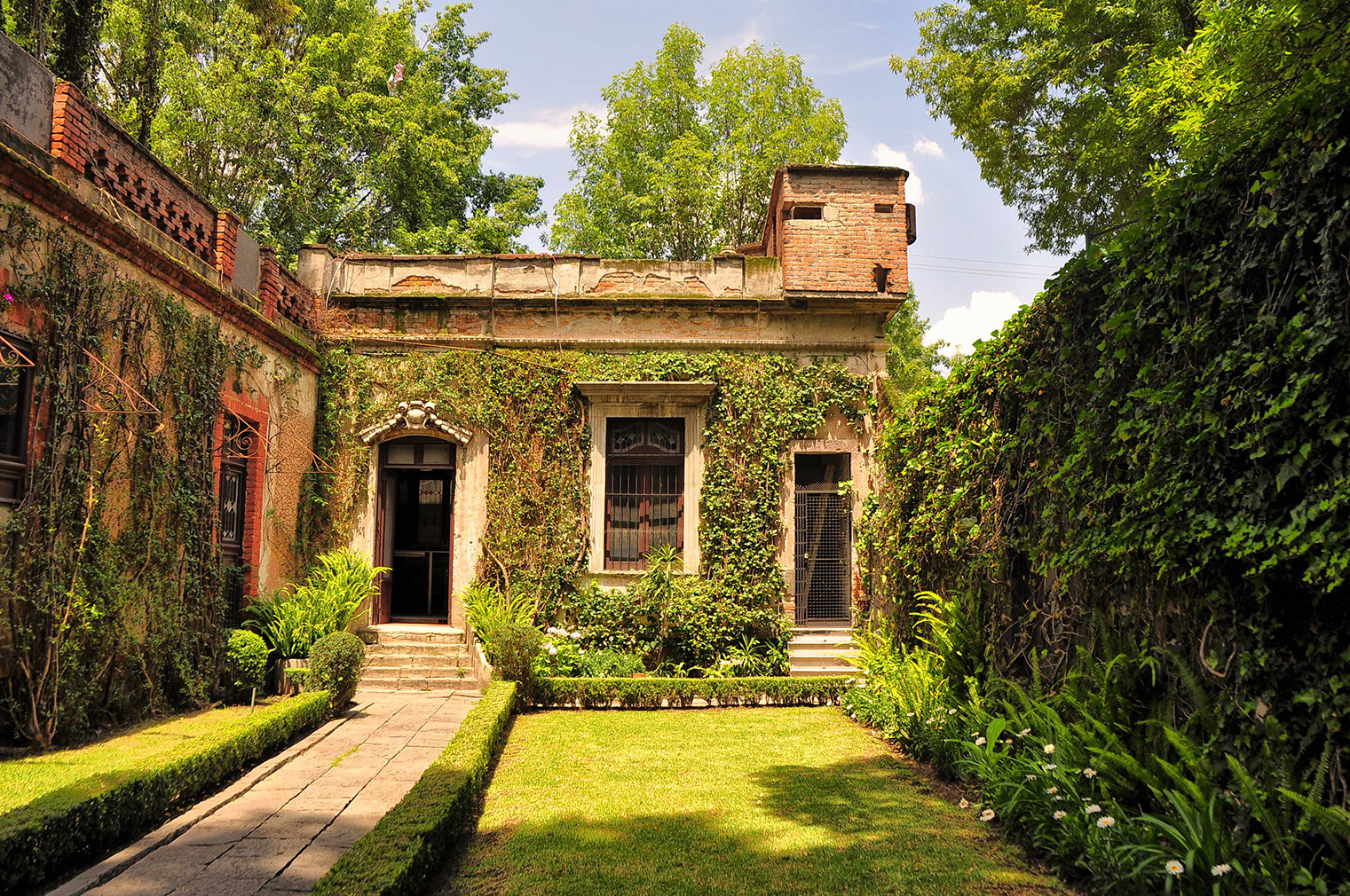 Explore The Fascinating House Museums Of Mexico City