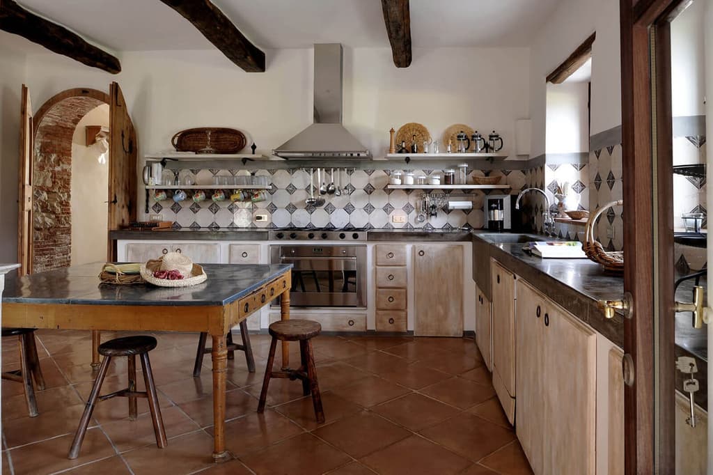 Villa for sale in Umbria, Italy