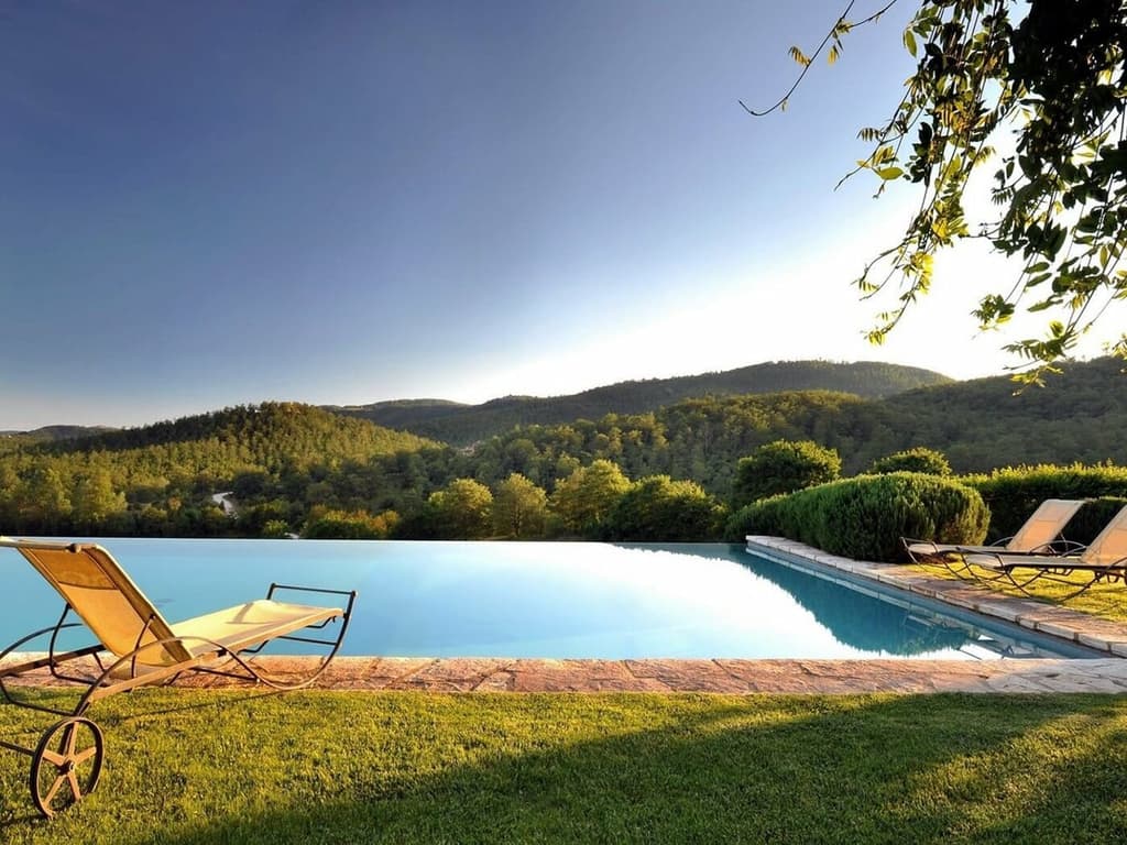 Villa for sale in Umbria, Italy