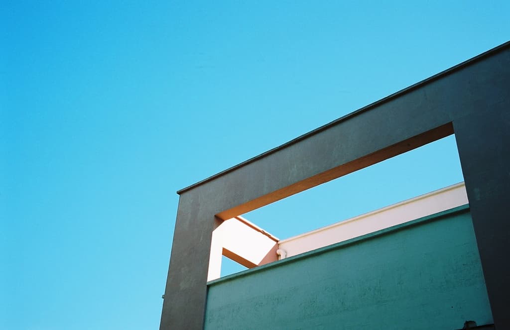 Marseille’s dreamy colour palette comes to life in the photos of Kane Hulse