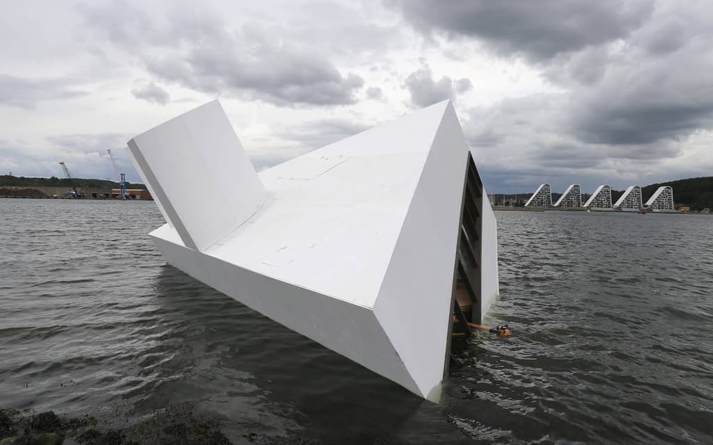 Artist sinks the Villa Savoye in a Danish fjord