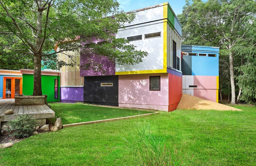 ‘Death-defying’ home by Arakawa and Madeline Gins lists for $2.5m