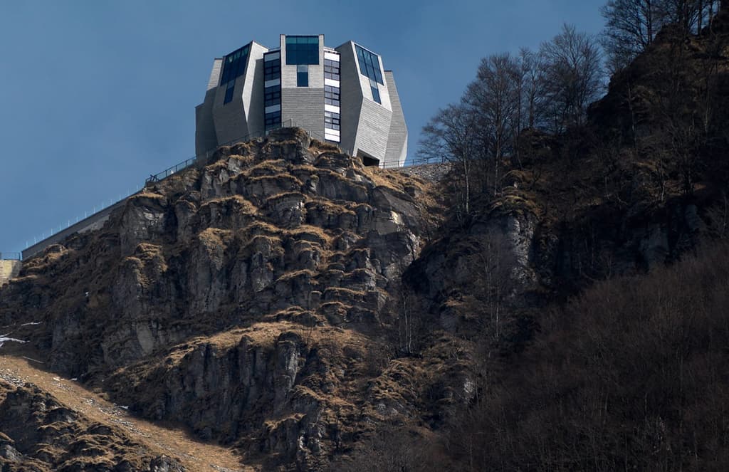 9 of the world’s most extreme restaurants