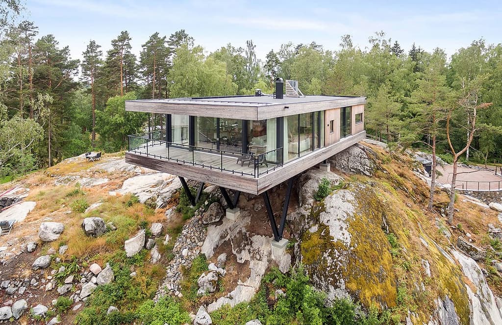 Floating clifftop house outside Stockholm lists for 10m SEK