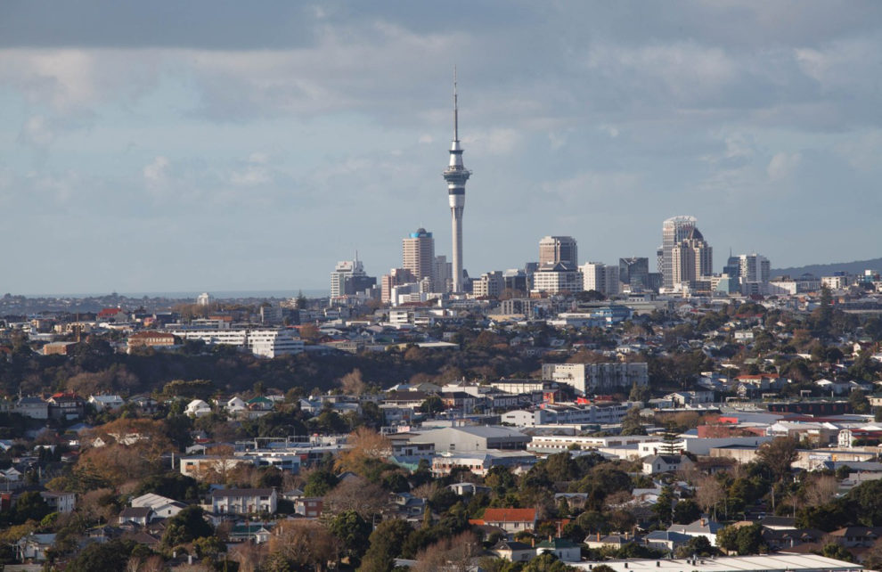 New Zealand bans foreigners from buying homes
