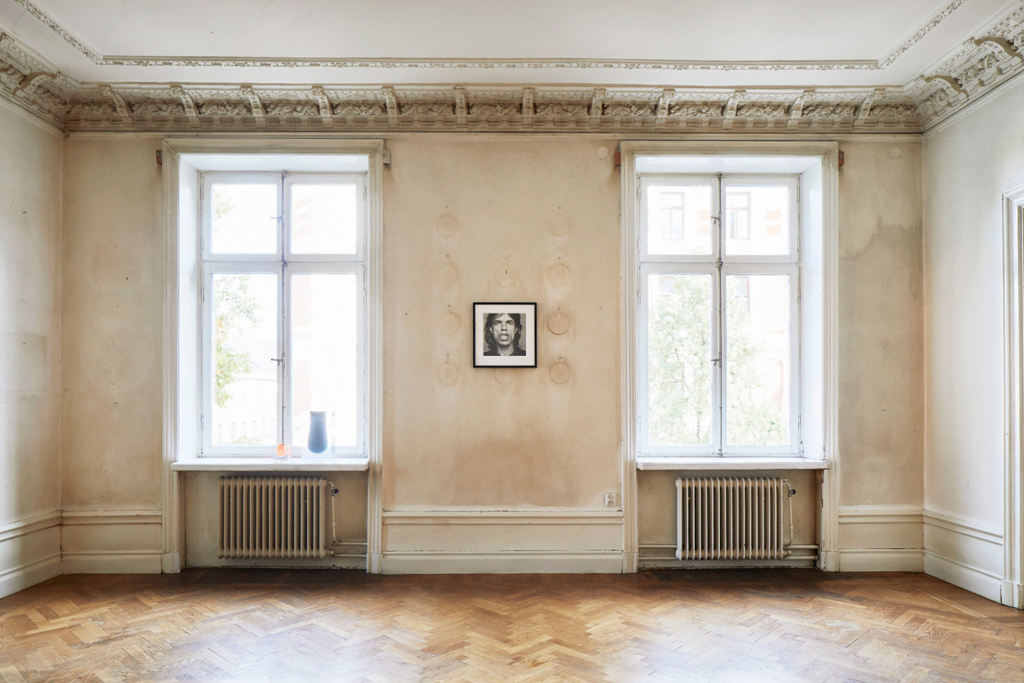 An Open-Plan Swedish Apartment with Golden Tones