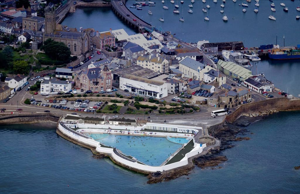 One of the UK’s last remaining saltwater lidos is set for a revamp