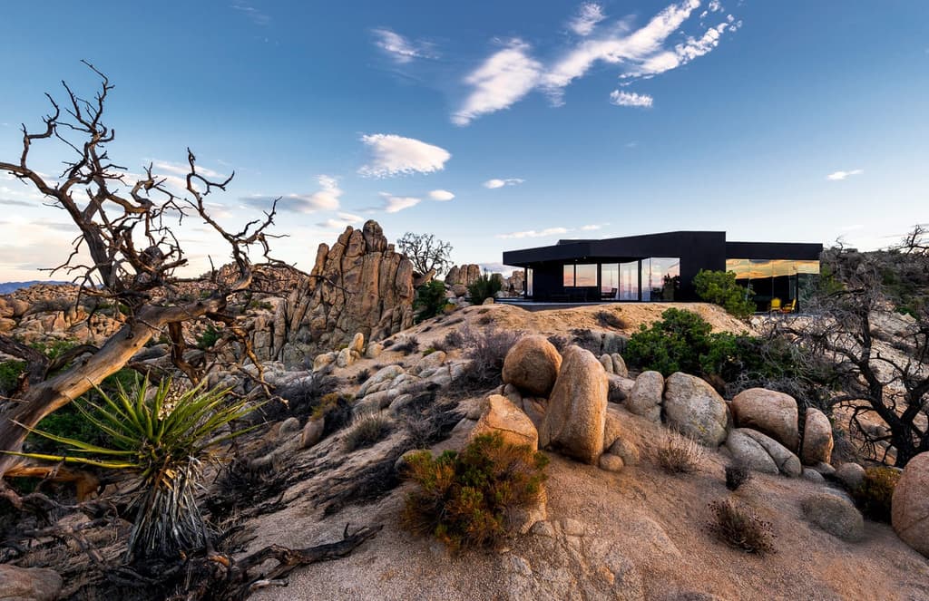 Why the desert is a foil for contemporary architecture