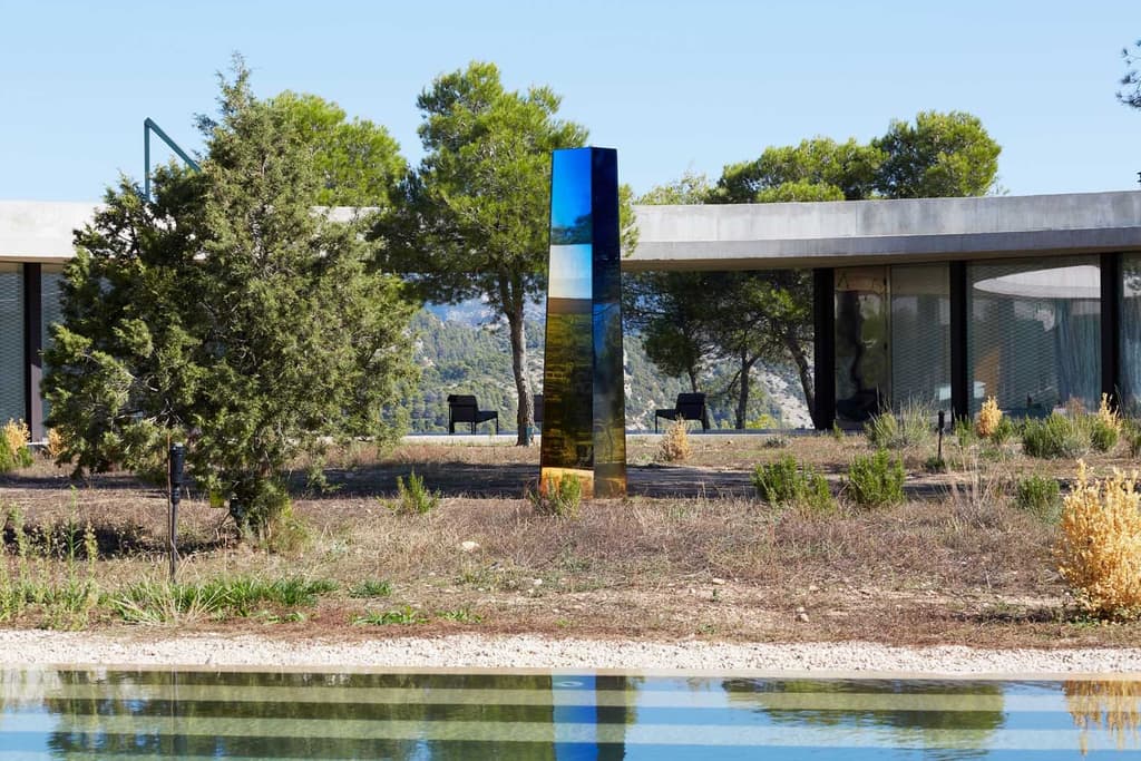 Designer Sabine Marcelis turns Spain’s Solo Office into a giant time-piece