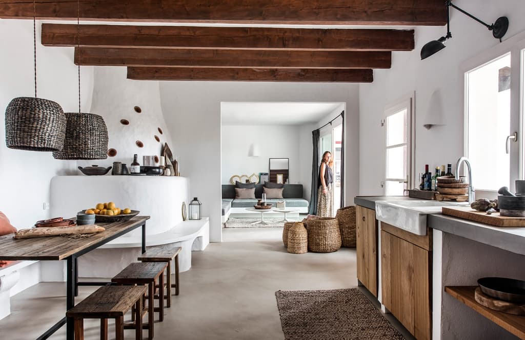 Modern Mallorcan holiday villa with Ibizan views lists for €2.95m