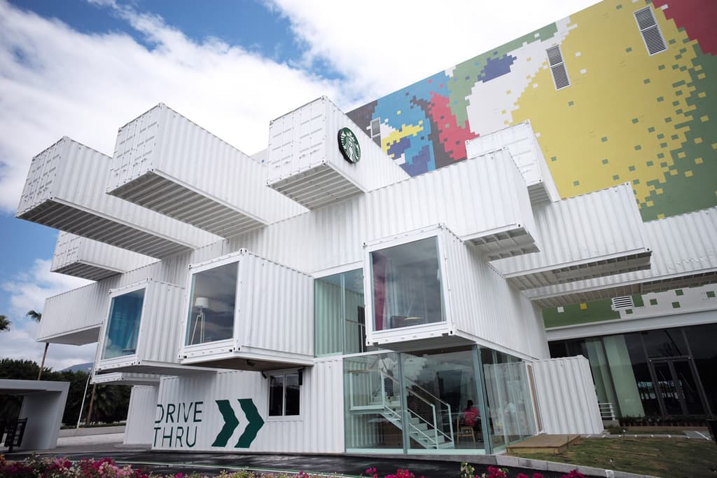 Kengo Kuma builds a Starbucks from 29 shipping containers