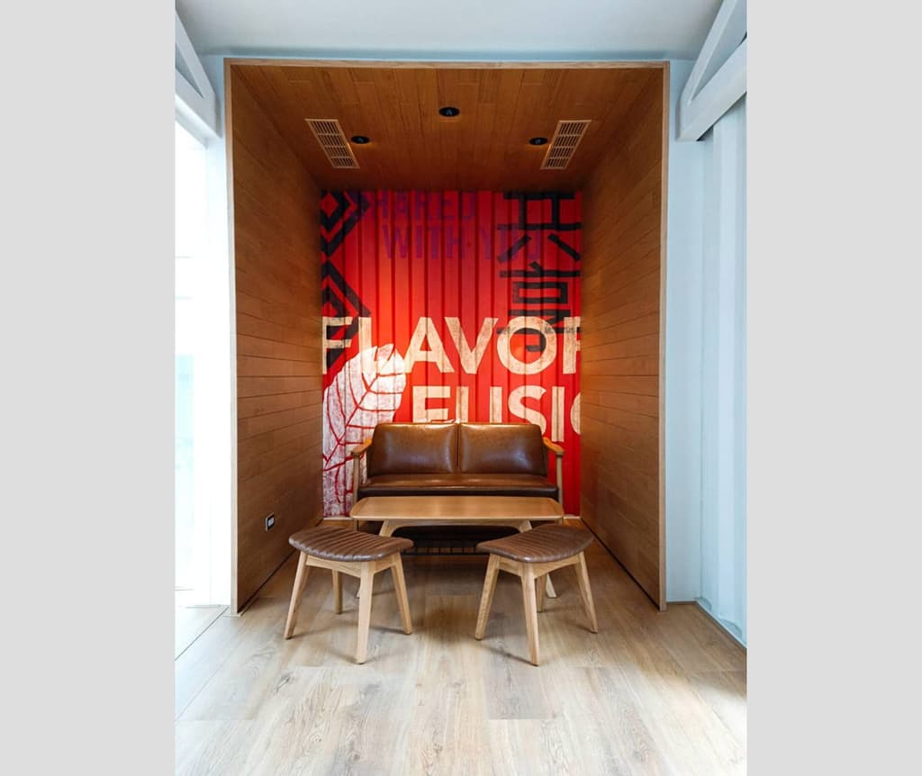 Kengo Kuma builds a Starbucks from 29 shipping containers
