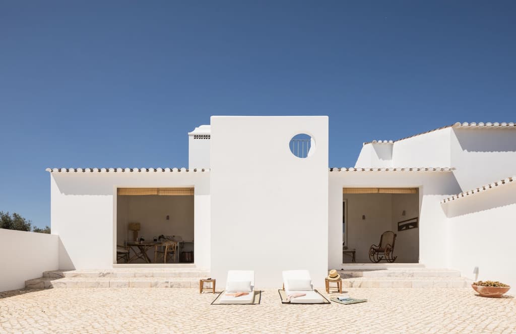 Art-filled Dá Licença hotel takes over a former farm in southern Portugal
