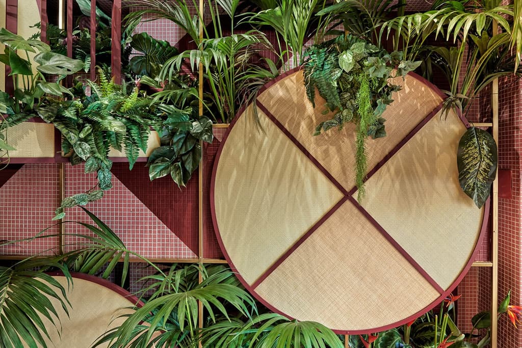 Plants burst out of the walls at Valencia’s Kaikaya sushi bar