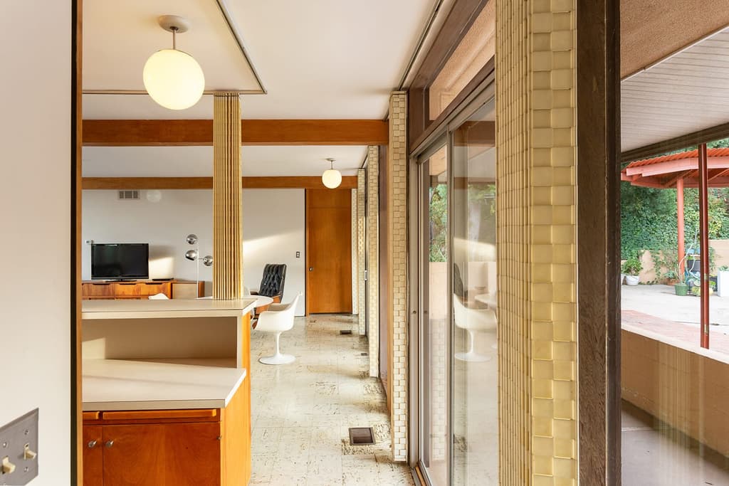Time capsule post and beam house lists in LA for $1.195m