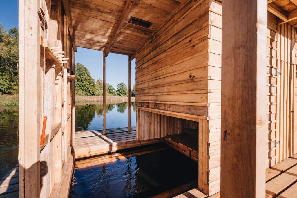 6 scenic saunas to unwind in this autumn