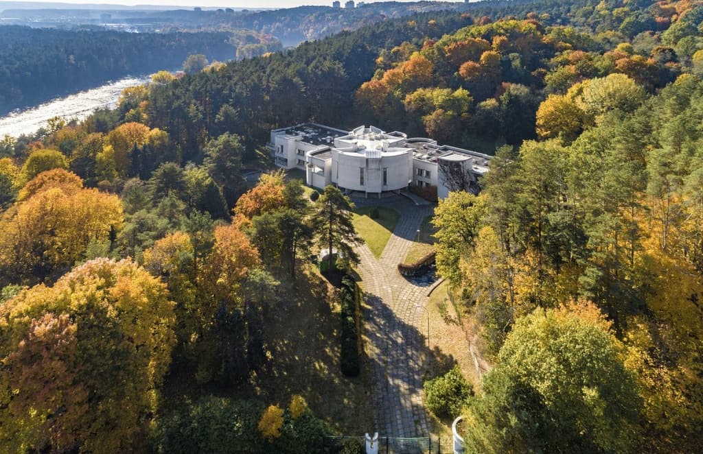 Vilnius hotel once home to Gorbachev hits the market for €5.2m