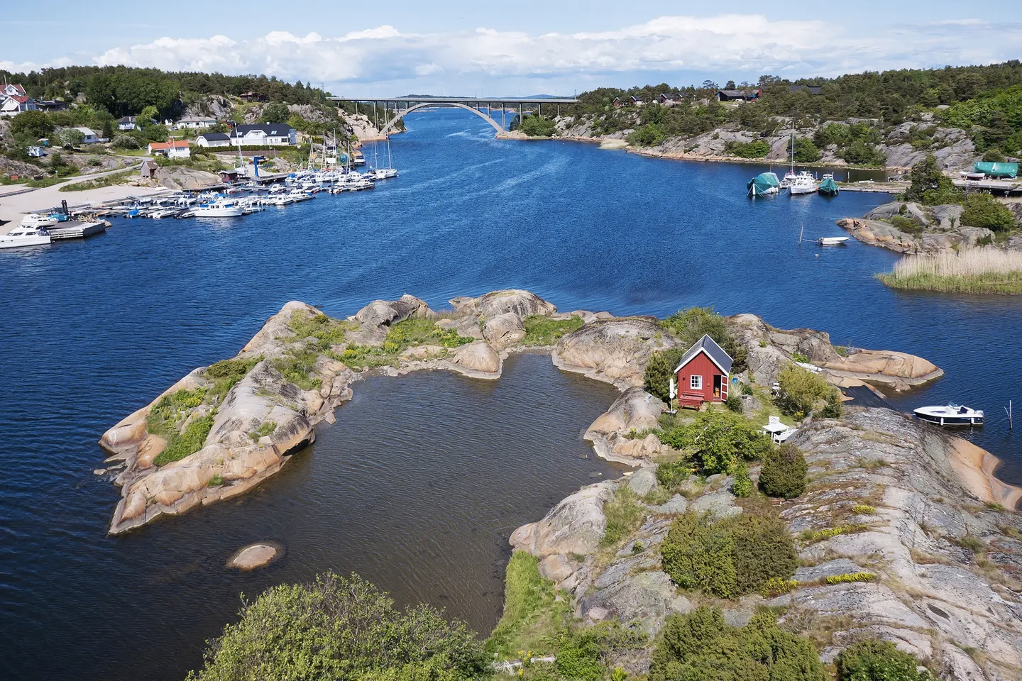 Norwegian island with tiny home for rent via Airbnb