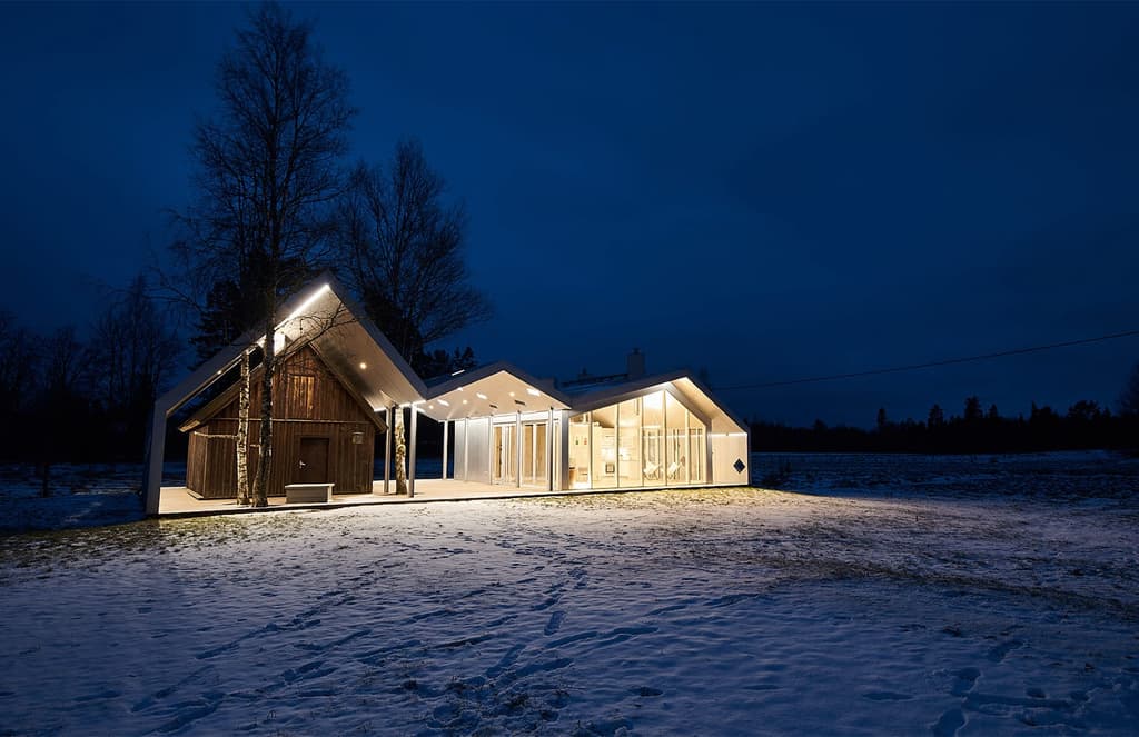 This zig-zag sauna cuts a sharp silhouette in Estonia