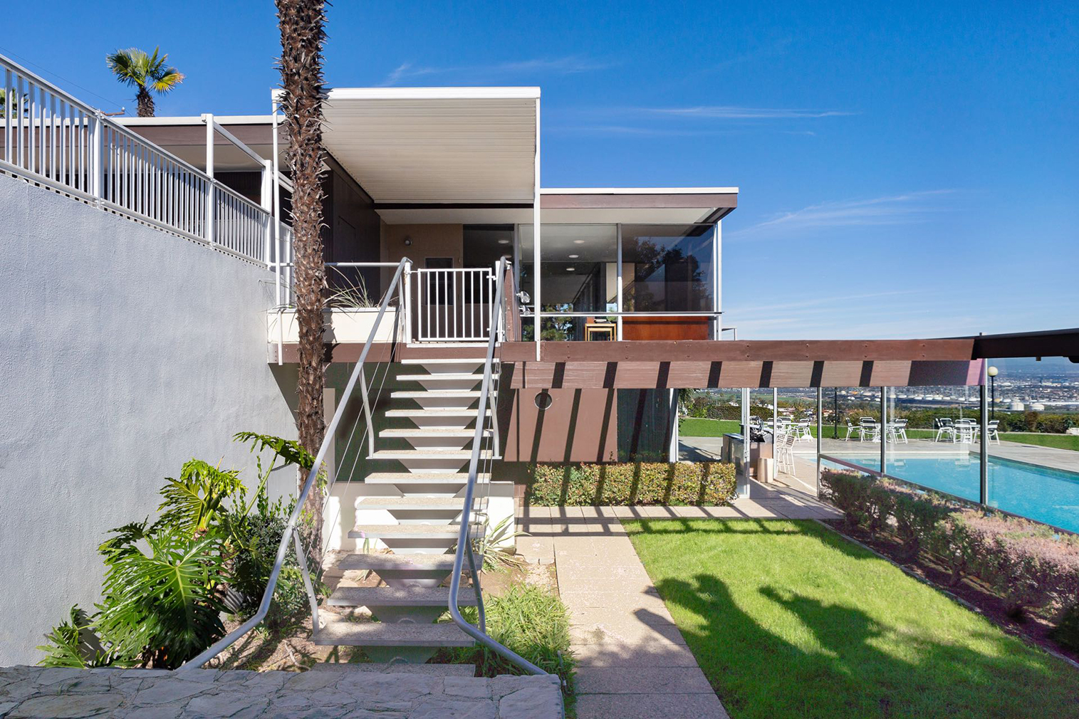 Bumpersized Neutra house lists for 4.1m in Los Angeles The Spaces