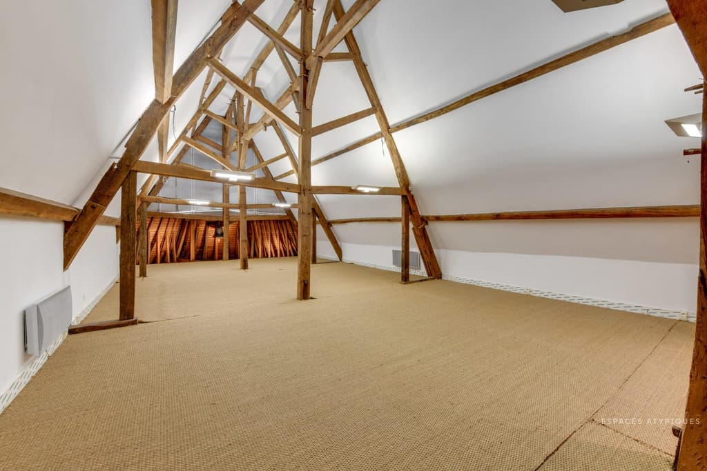 Ready-to-renovate chapel lists for €245k in Picardy