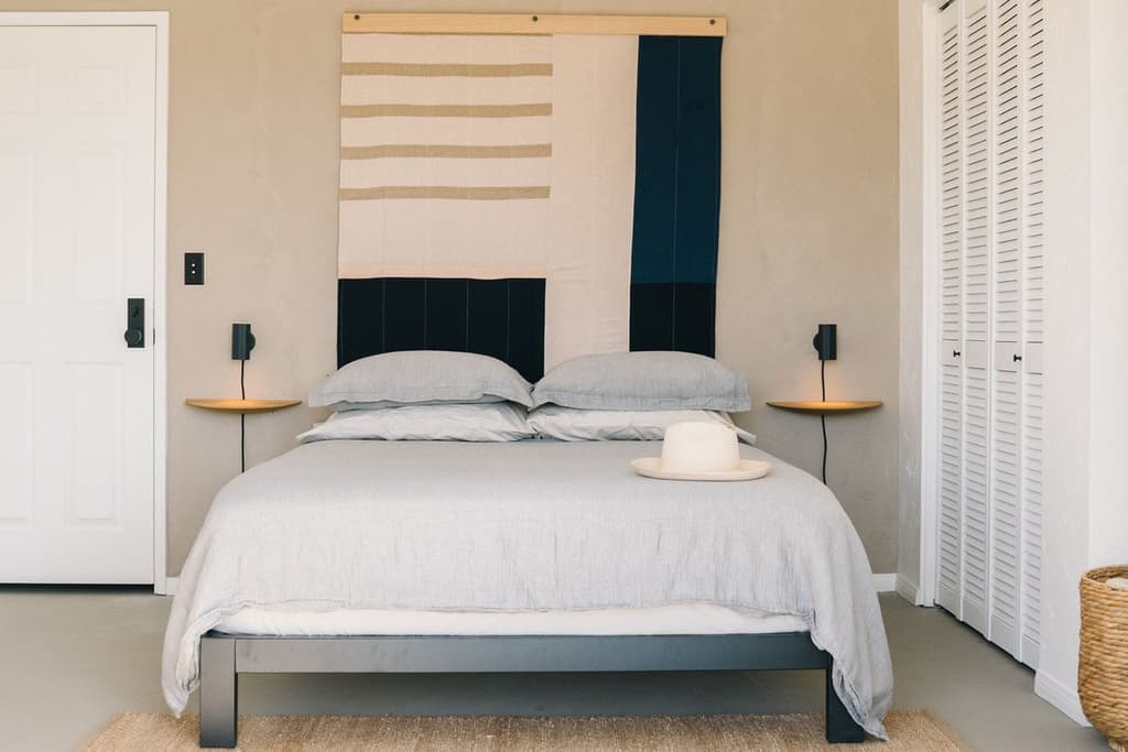 Explore a minimalist desert retreat in California’s Joshua Tree National Park