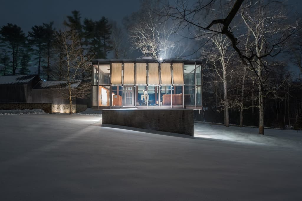 Tour Philip Johnson’s Modernist masterpiece The Wiley House