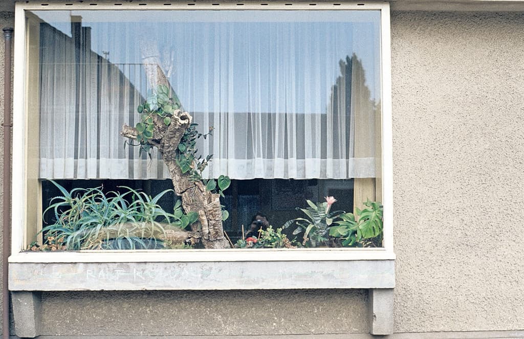 Discover the colourful world of Luigi Ghirri’s Modena