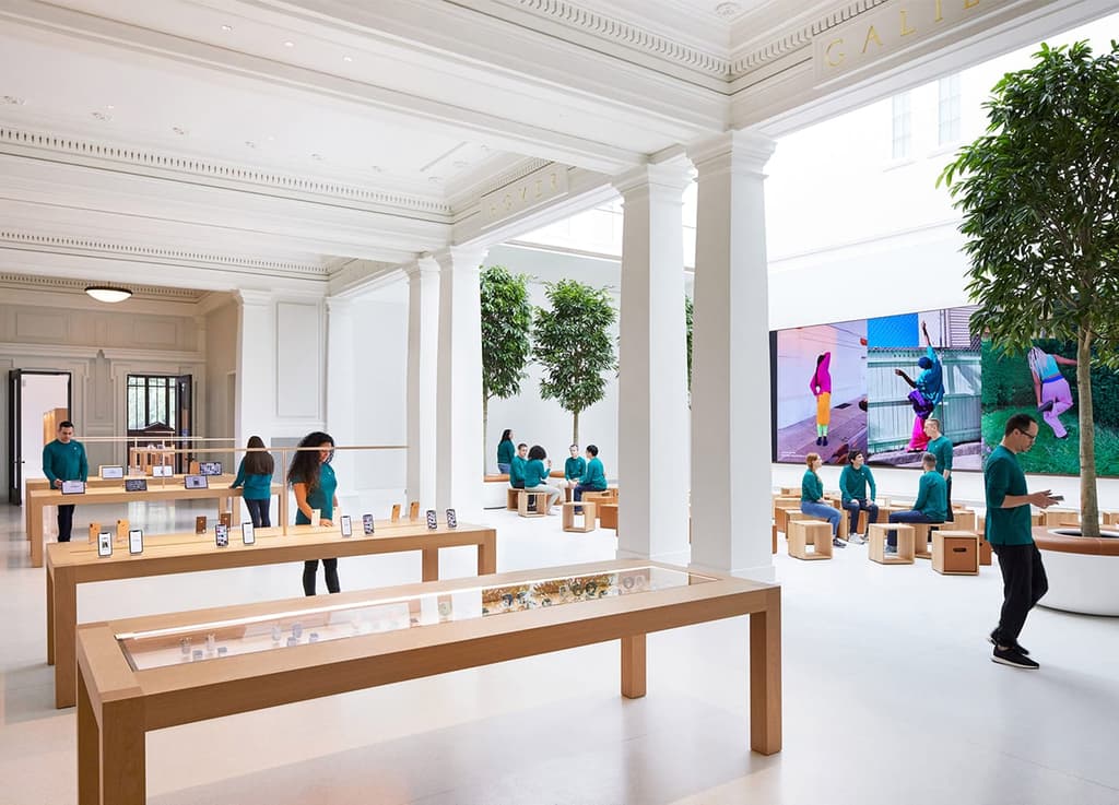 Washington DC’s first public library is now an Apple store