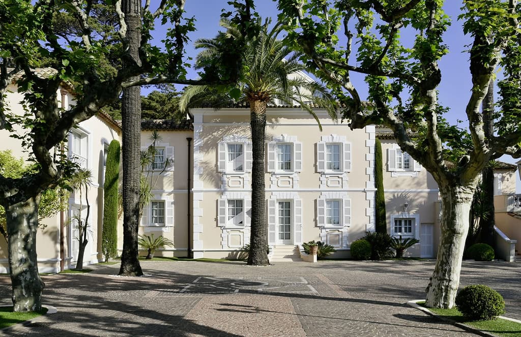 Cheval Blanc is a French Riviera hideaway with classic bones and modernist interiors