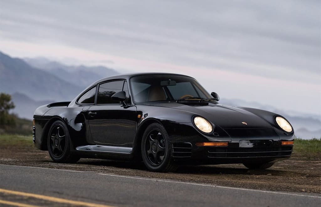 A rare black Porsche 959 Komfort is for sale