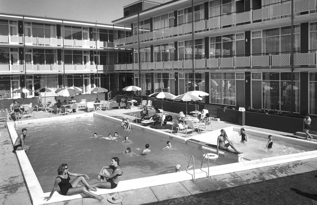 Explore Australia’s midcentury motels