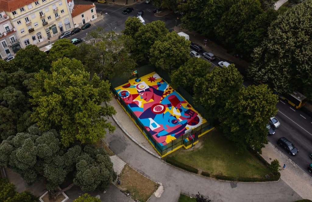 This Lisbon basketball court is now a huge playing card