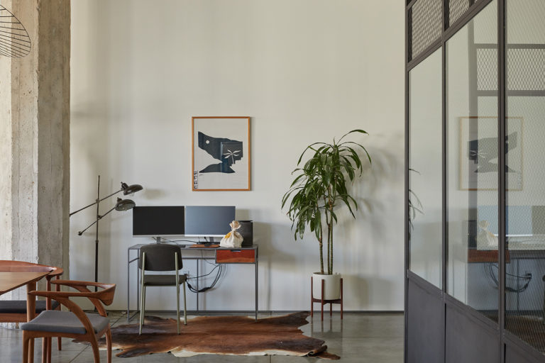 A desert-inspired loft hits the market in Los Angeles for $668k - The ...
