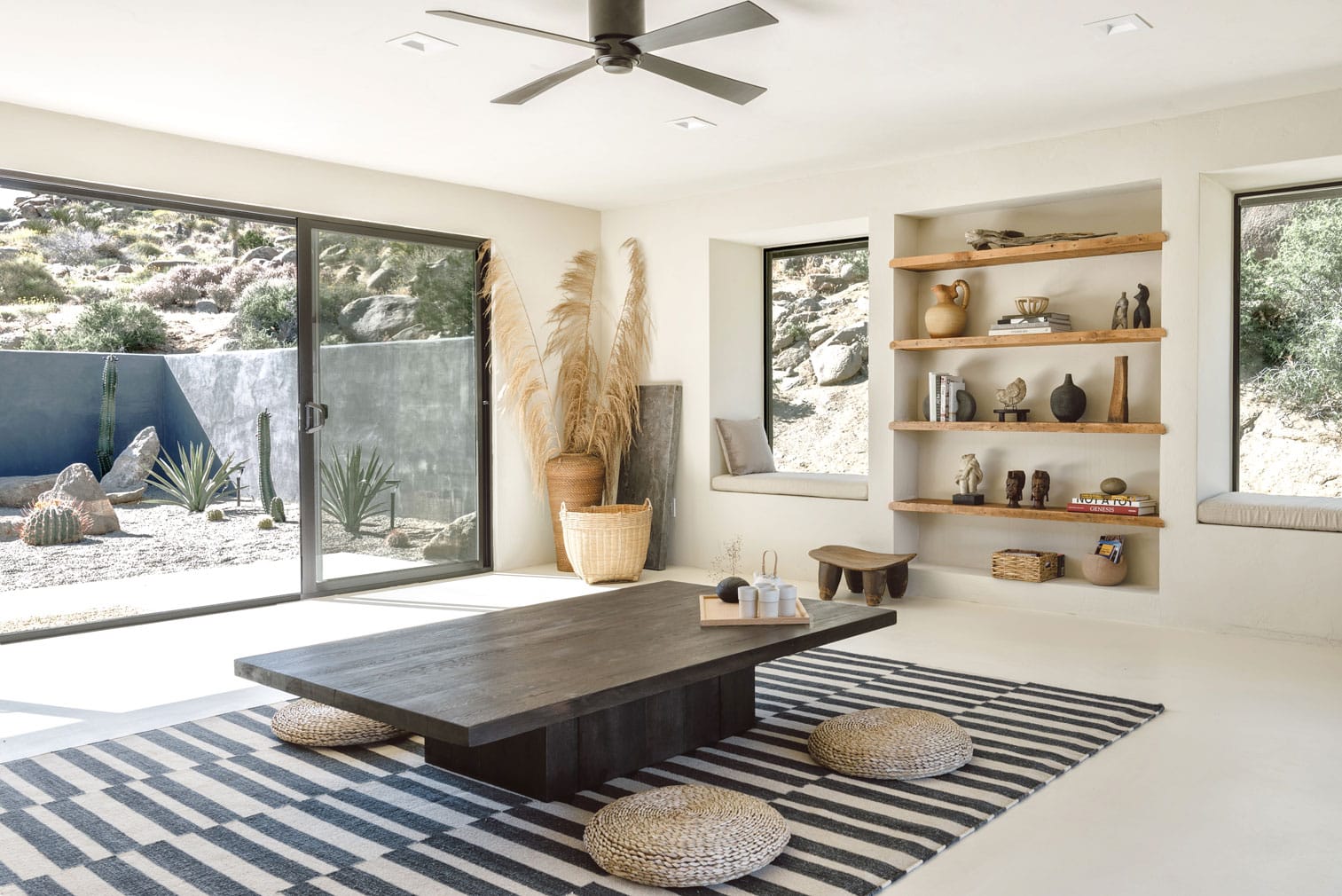 Villa Kuro is a minimalist hideaway in California's Joshua Tree