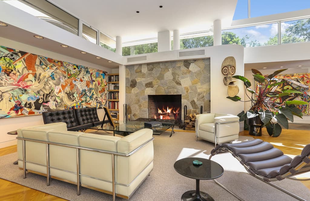 MOMA curator’s gallery home for sale in New York