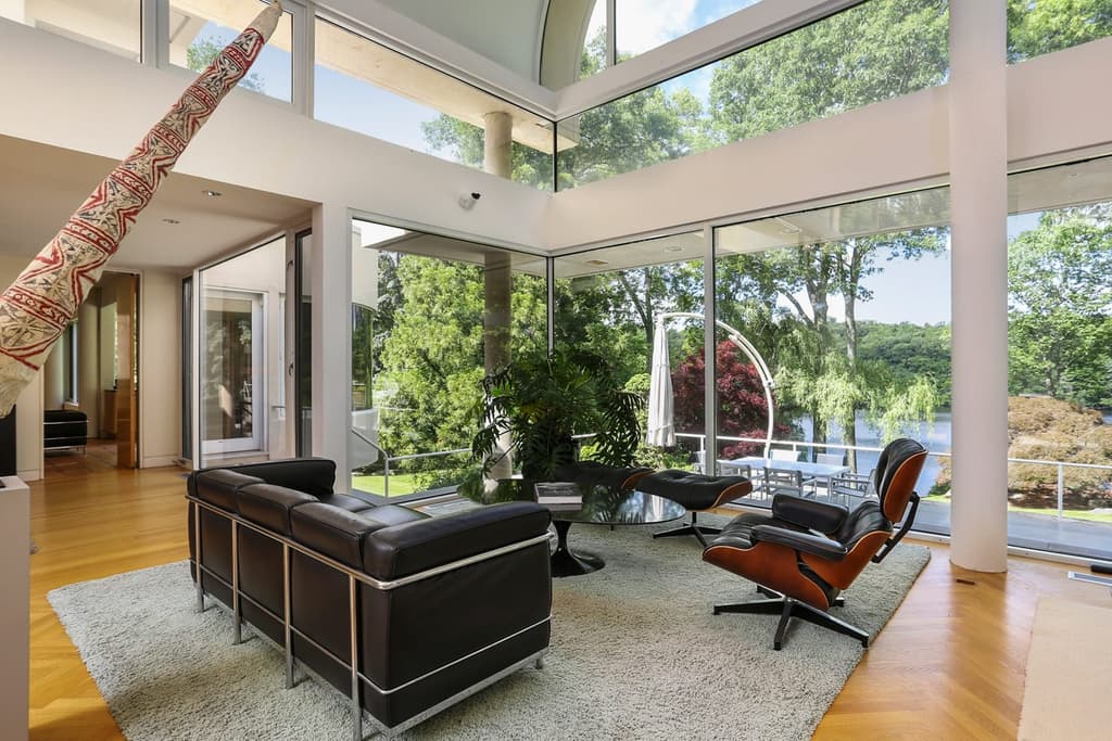 MOMA curator’s gallery home for sale in New York