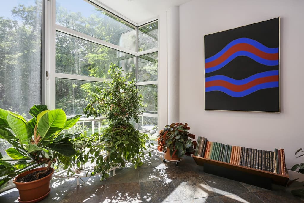 MOMA curator’s gallery home for sale in New York
